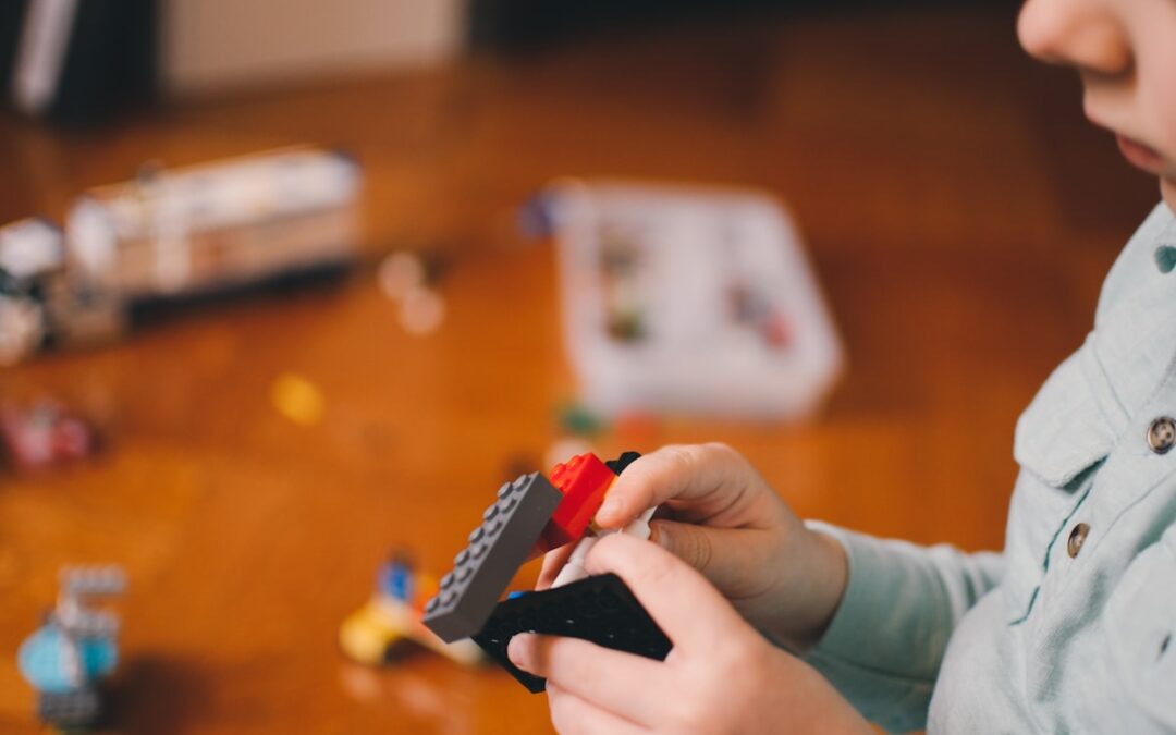 What Are the Benefits of Cooperative Play for Preschoolers?